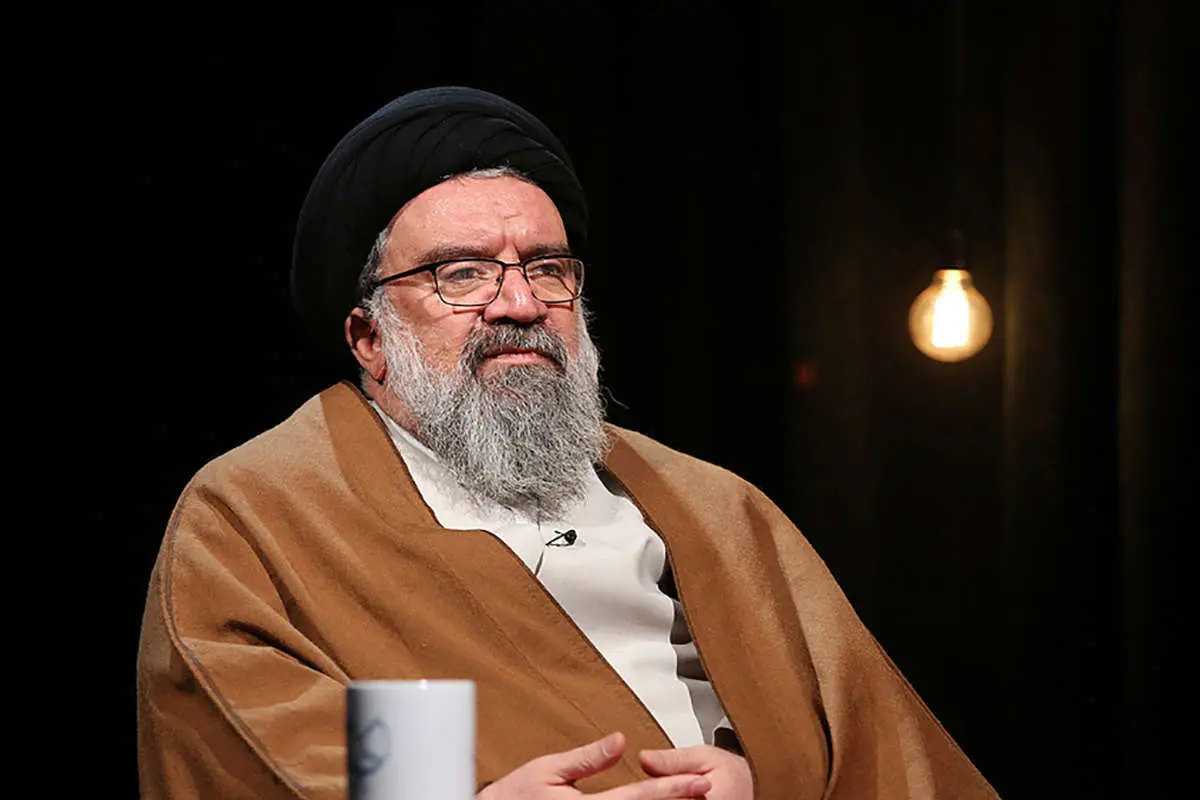 هشدار احمد خاتمی درباره نفوذی‌ها