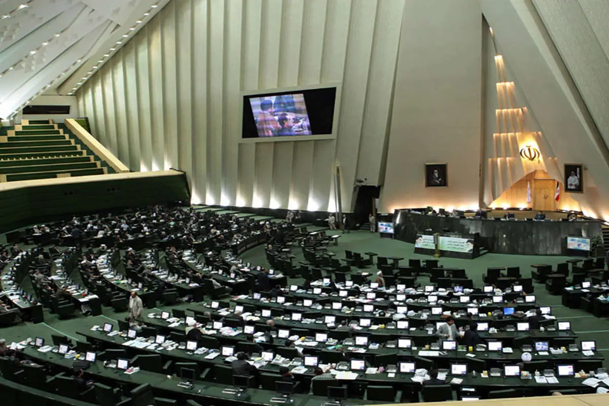 نمایندگان اصولگرا حامی مذاکرات برجام شدند!
