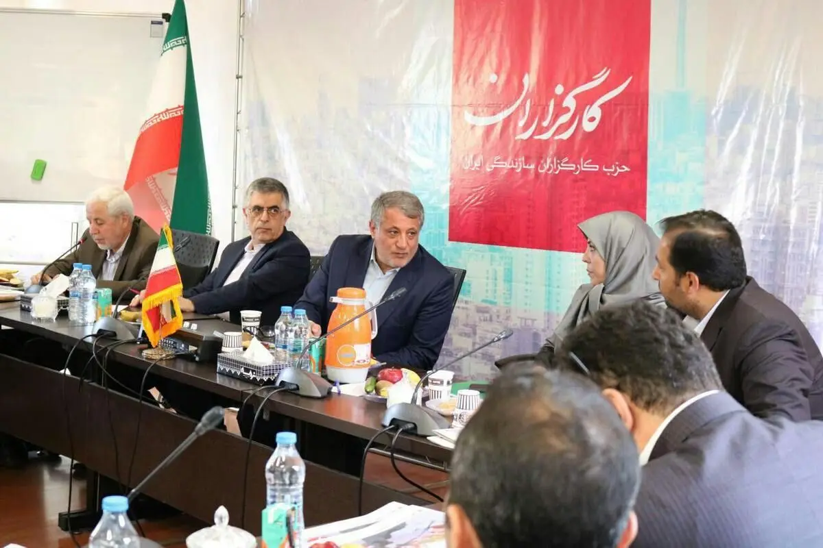 ‌پوست‌اندازی در کارگزاران؟