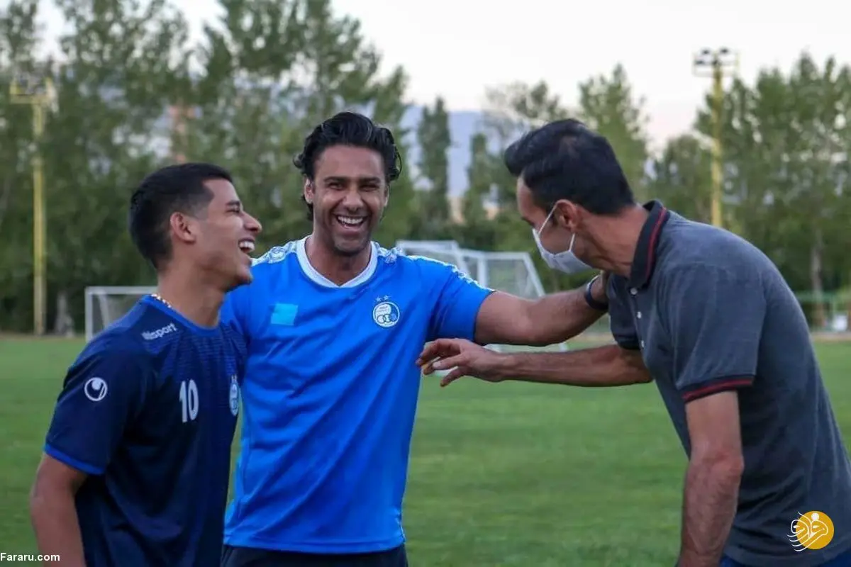 اولین جنگ خانوادگی استقلالی‌ها