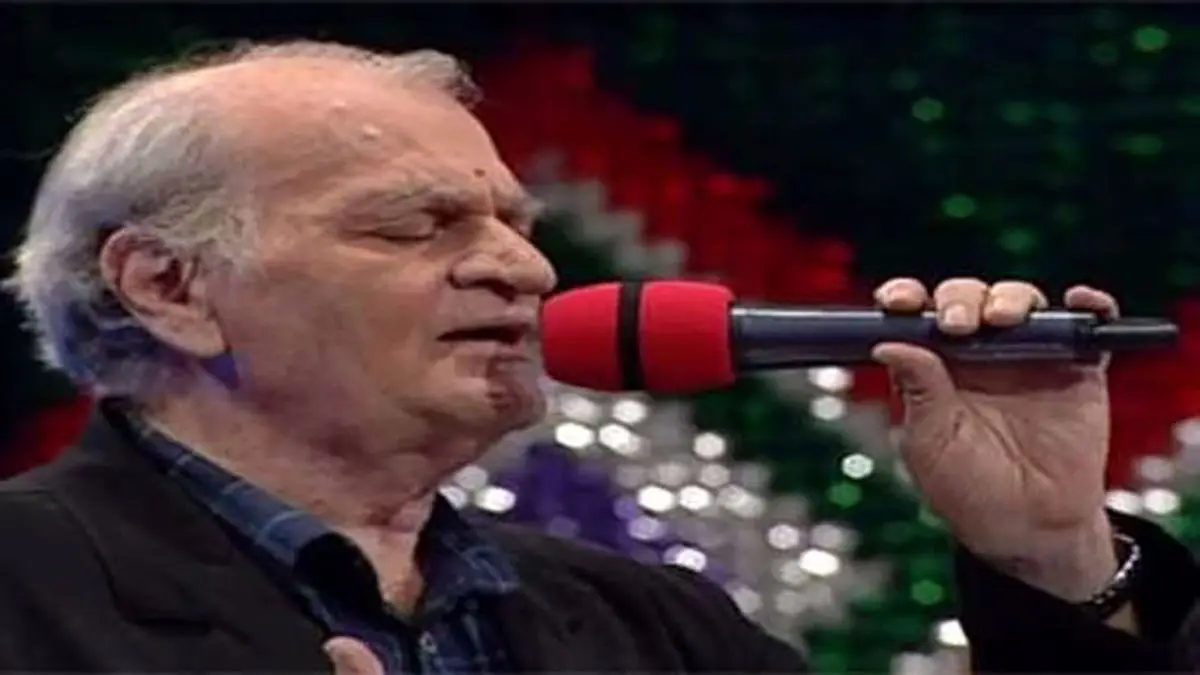 فیلمی از خوانندگی فتحعلی اویسی