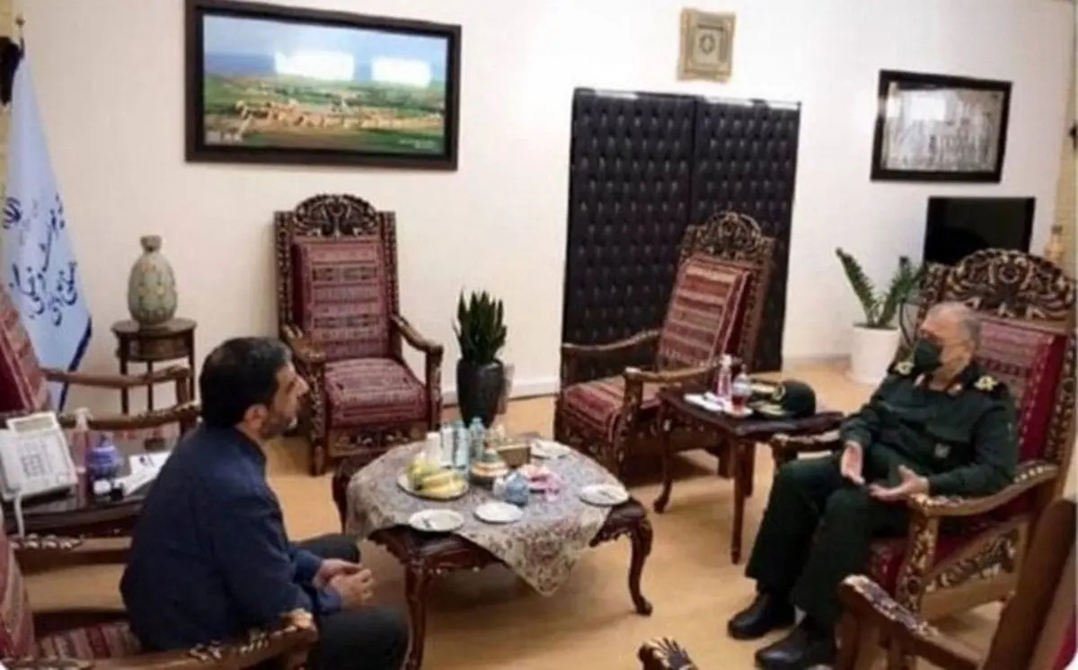 مذاکره ضرغامی با حفاظت سپاه برای ورود گردشگران خارجی