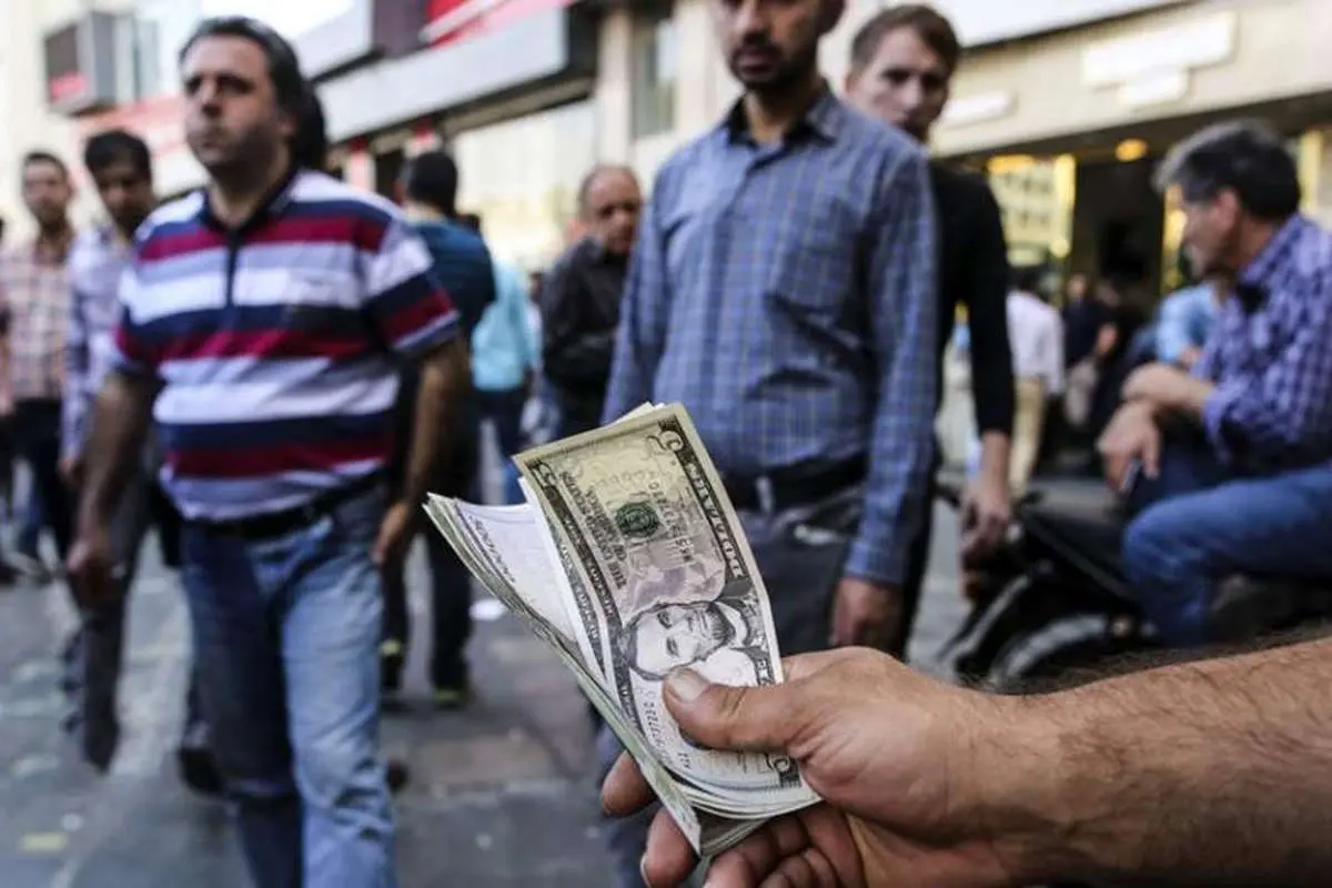 علی قنبری: احتمالا قیمت دلار به ۴۰ هزار تومان می‌رسد