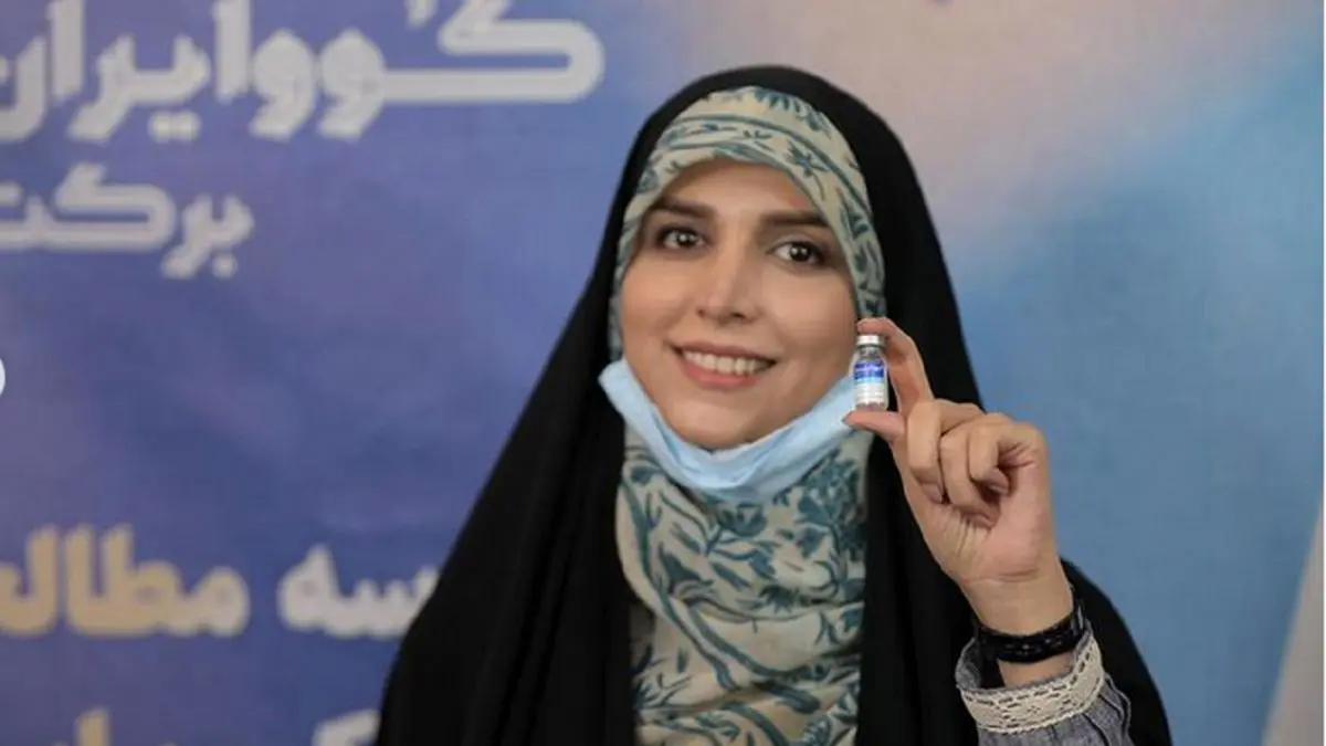 (ویدئو) انتقاد تند مجری تلویزیون از مخالفین تزریق واکسن