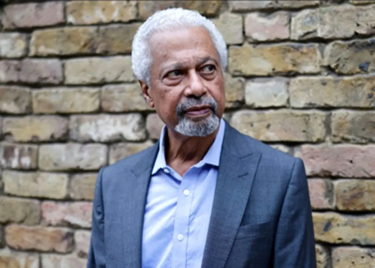 عبدالرحمن گورنا، نویسنده وفادار به وطنی که وطن او نیست!