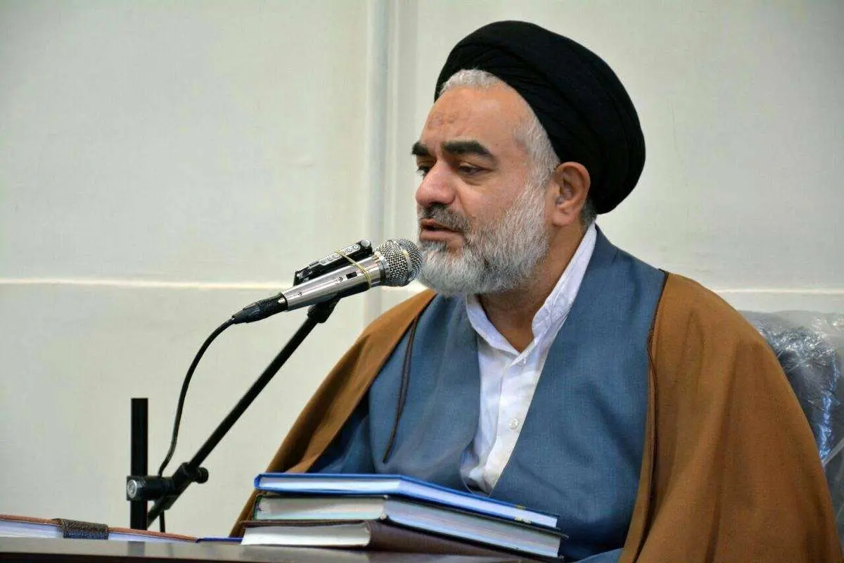 «کسی که محاسن ظاهری ندارد چه انتظاری است که محاسن ذاتی داشته باشد»