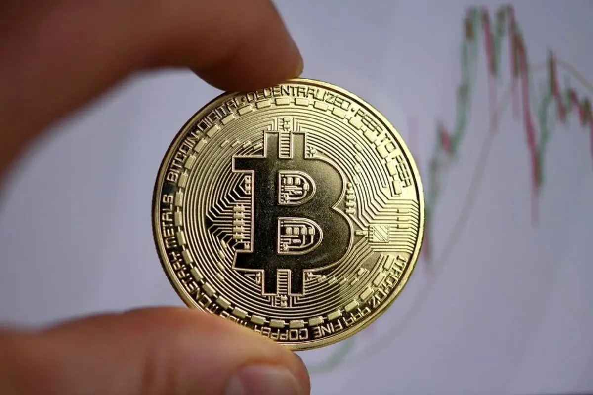 قیمت ارز‌های دیجیتال امروز ۲۶ مهر ۱۴۰۰؛ بیت‌کوین سقوط کرد