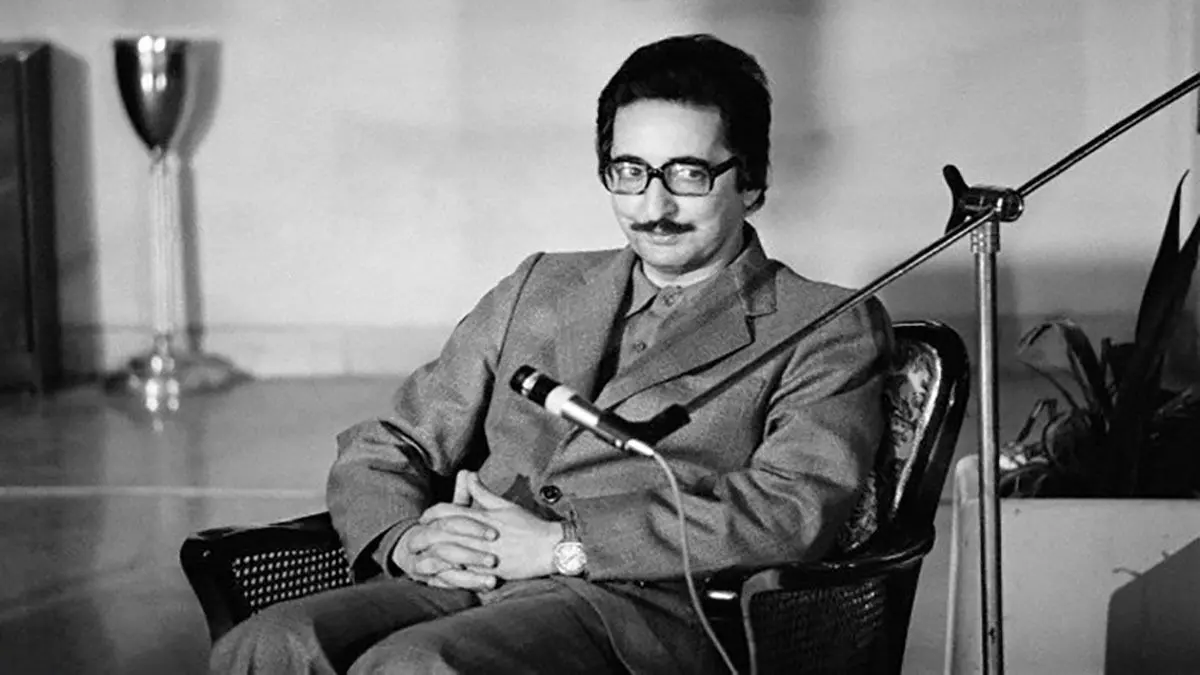 منشأ «اقتصاد توحیدی» بنی‌صدر چه بود؟
