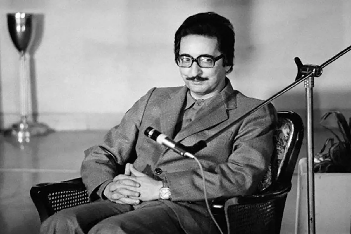 منشأ «اقتصاد توحیدی» بنیصدر چه بود؟