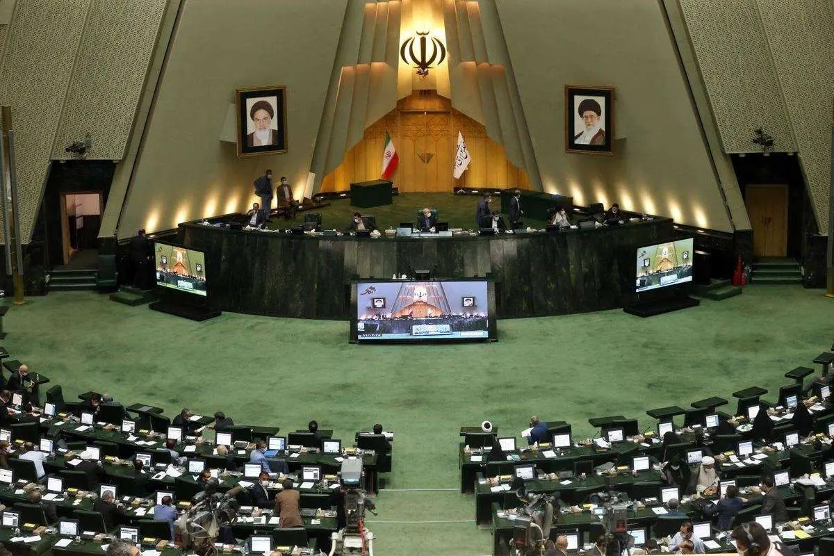 لایحه رتبه‌بندی معلمان به کمیسیون آموزش برگشت خورد
