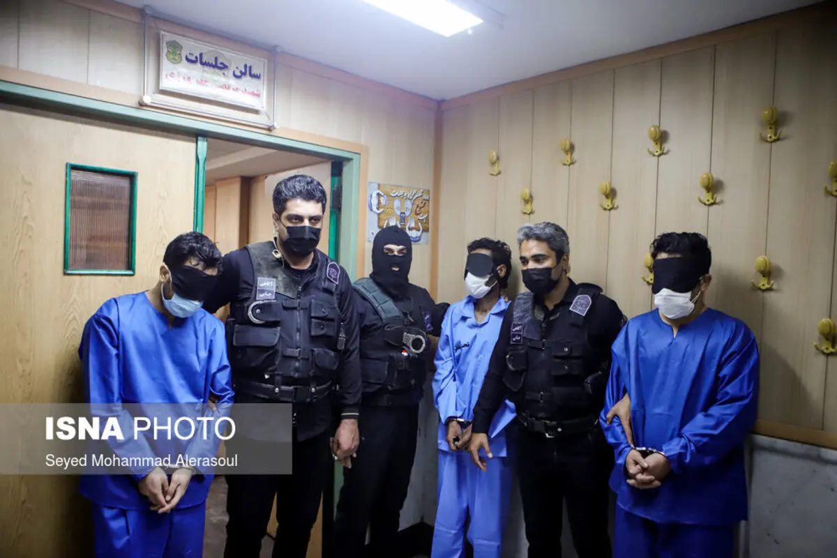 (تصاویر) دستگیری باند سارقان مسلح در مشهد