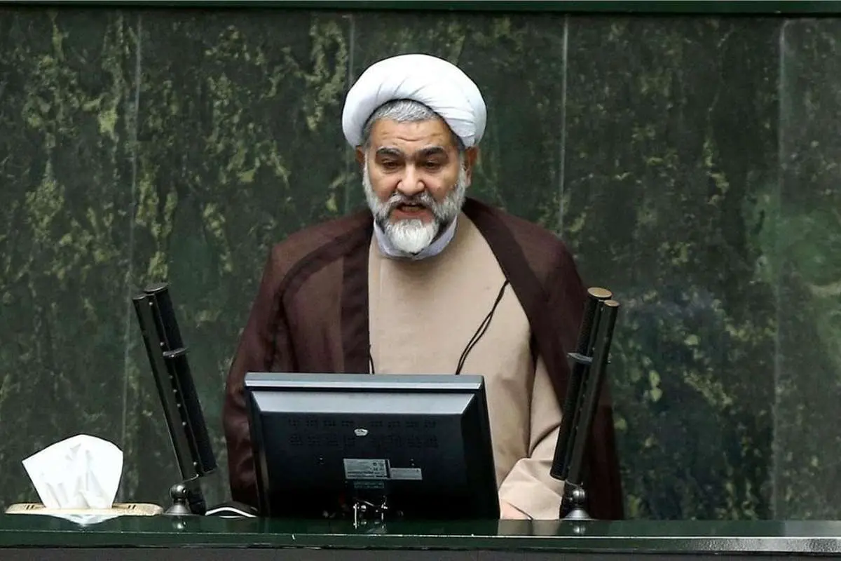 زندانی «فیلم اوین» خود را به غش زده بود