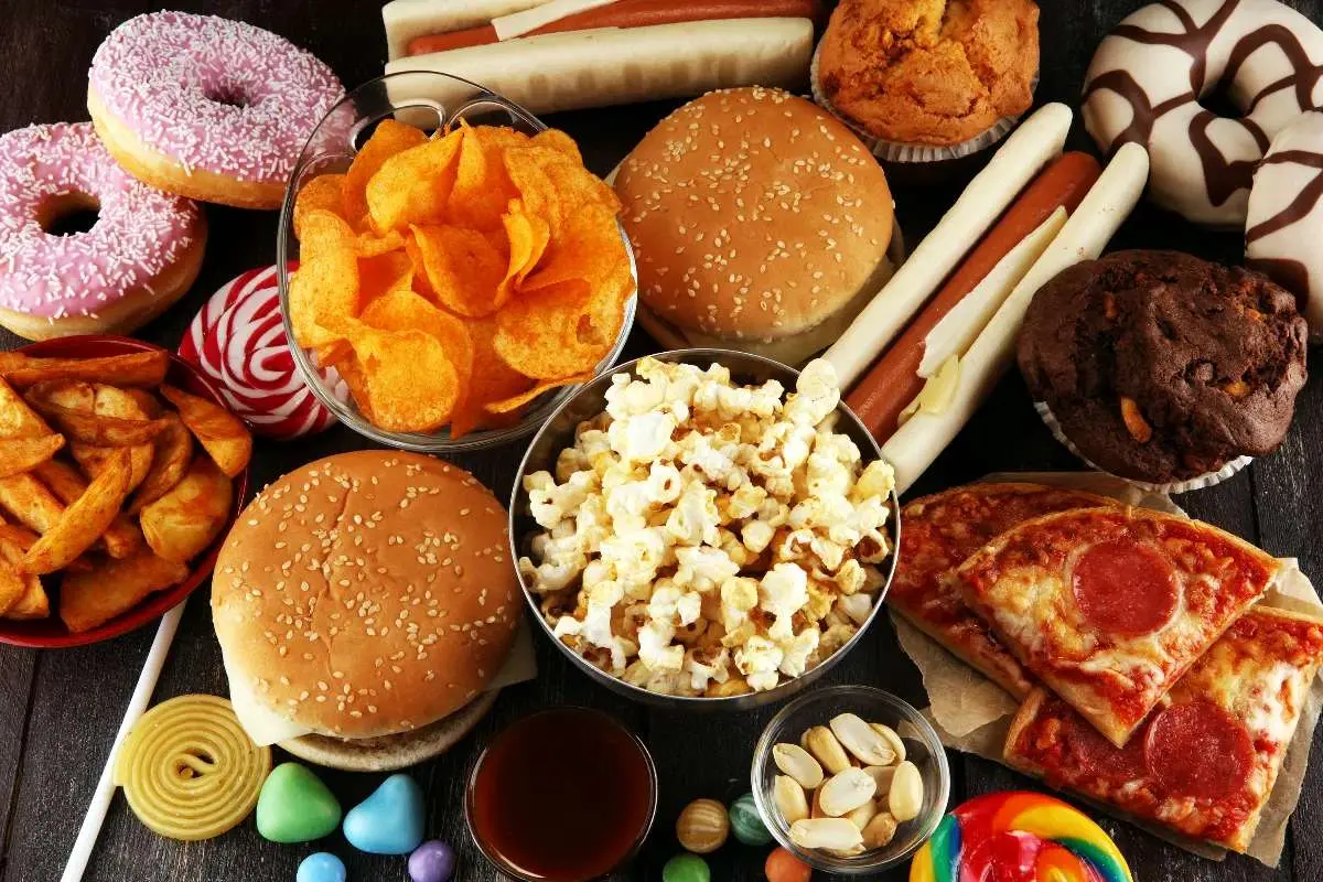 این مواد غذایی شما را گرسنهتر میکنند