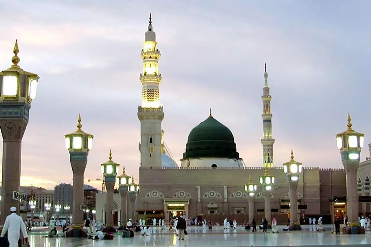 گزارشی از سیره نبوی؛ ۱۲ فصل از زندگی پیامبر خاتم (ص)