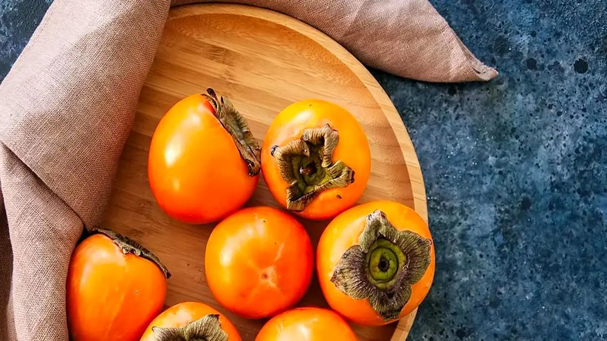 با خواص دارویی نهفته در خرمالو آشنا شوید