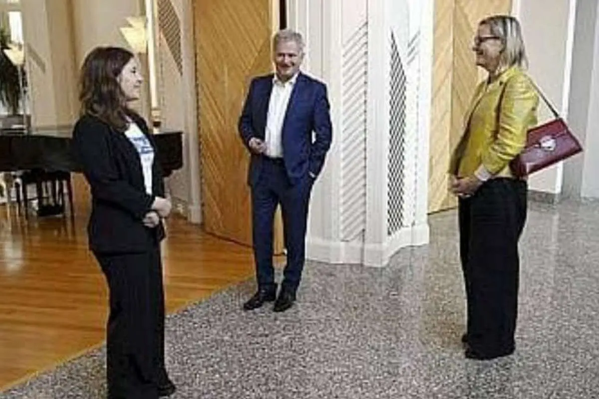 این دختر نوجوان برای یک روز رئیس جمهور شد!