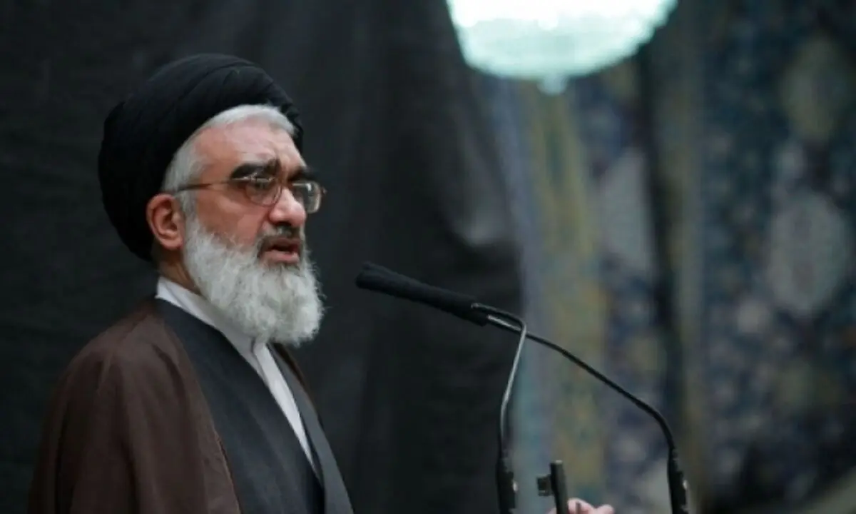 پوشش جوانان مناسب با شهر قم نیست/ سگ گردانی در قم حرام است