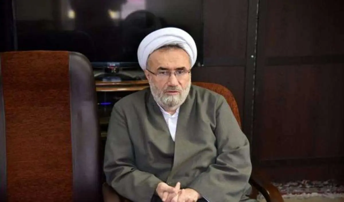 یاد سخن امام خمینی می‌افتم که گفت دعواهاتان برای خدا نیست