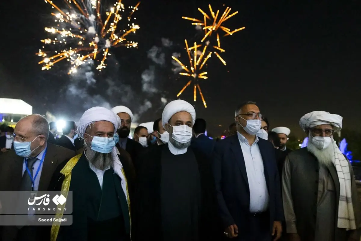 (تصاویر) بازدید میهمانان کنفرانس وحدت اسلامی از برج میلاد