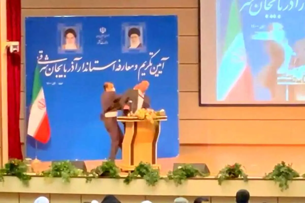 واکنش احمد زیدآبادی به سیلی زدن به صورت استاندار