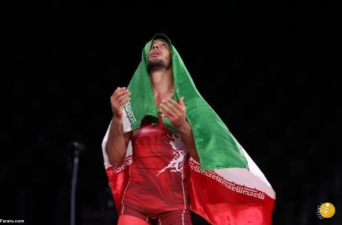 (ویدئو) محمدرضا گرایی خادم امام رضا(ع) شد