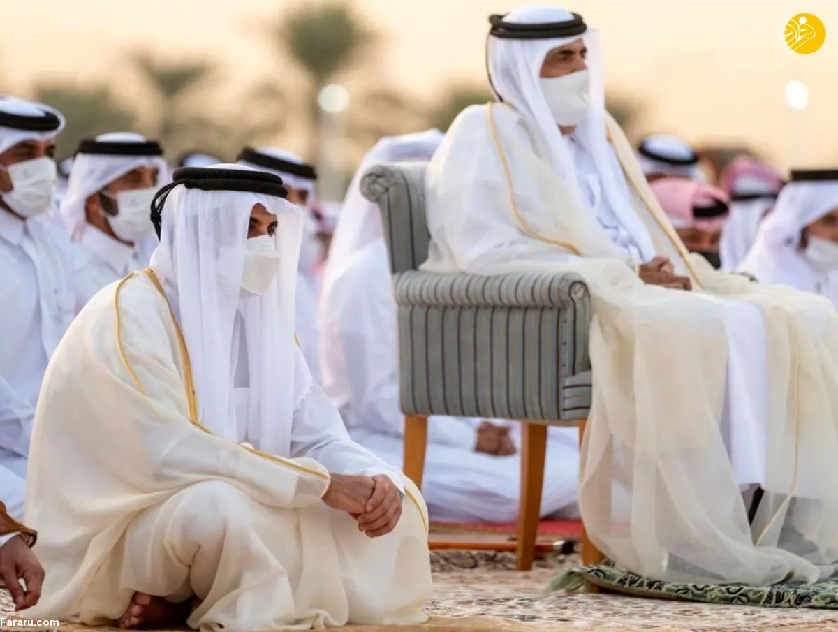 (ویدئو) عبای وارونه امیر قطر خبرساز شد