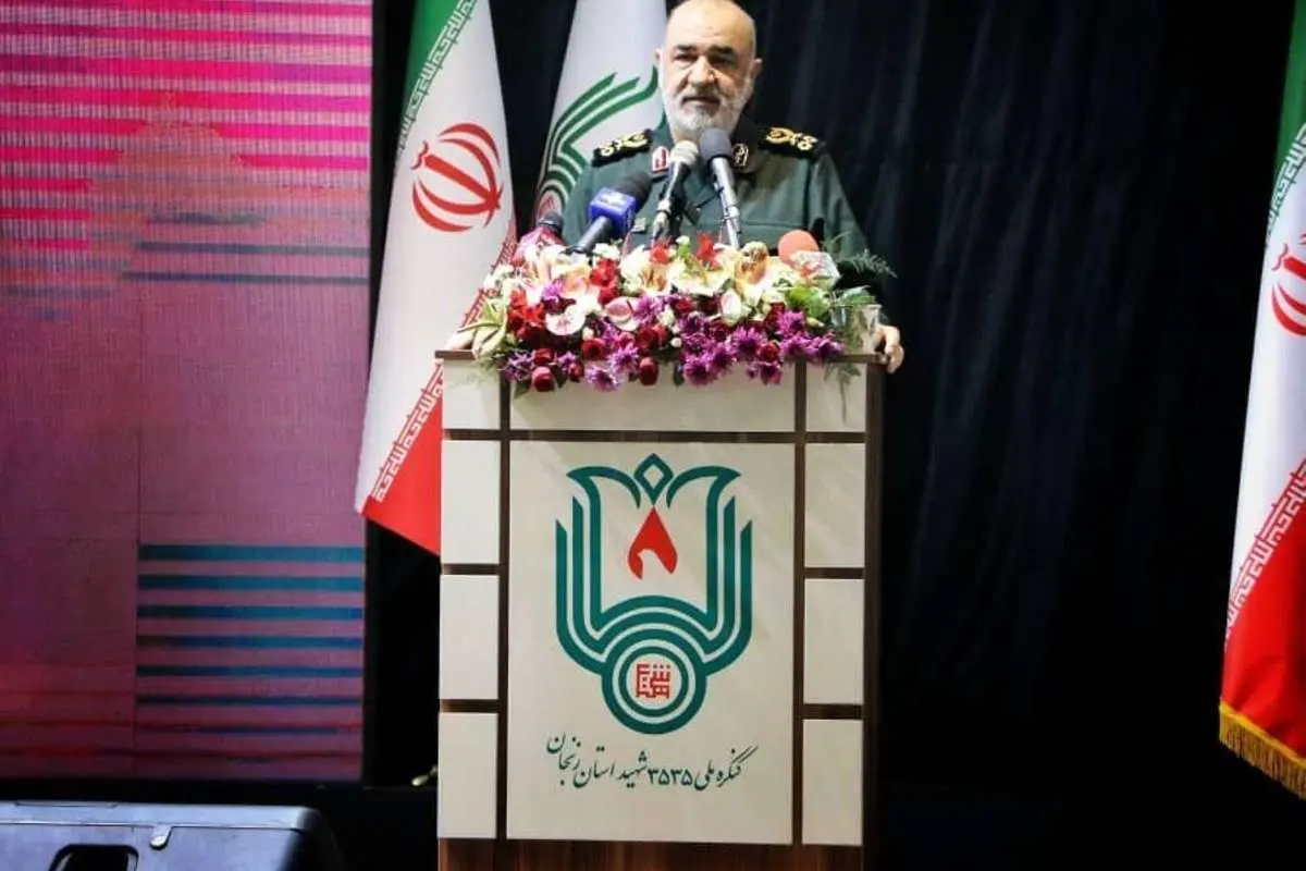 فرمانده سپاه: پرچم هدایت به دست امام زمان سپرده خواهد شد