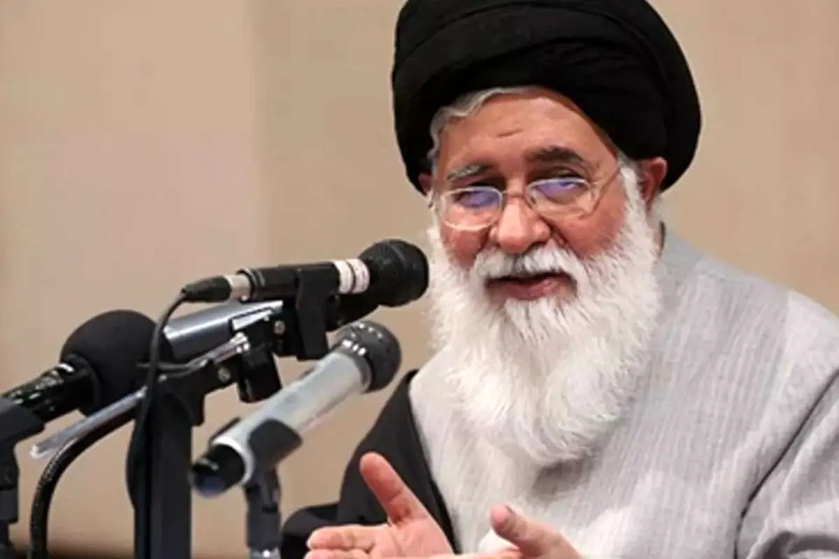 علم الهدی: با هوشیاری رئیس جمهور، ۳ هزار پمپ بنزین مشکلش حل شد