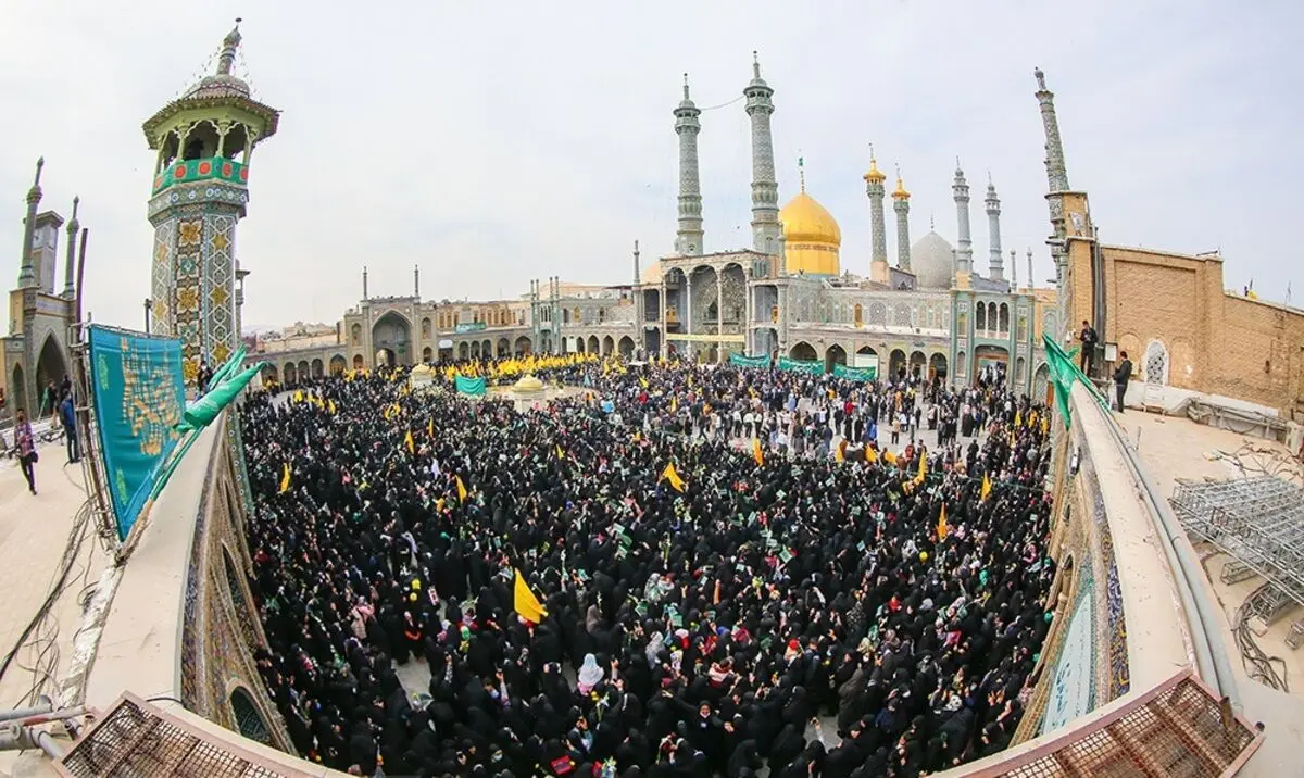(تصاویر) استقبال نمادین از ورود حضرت معصومه(س) به قم