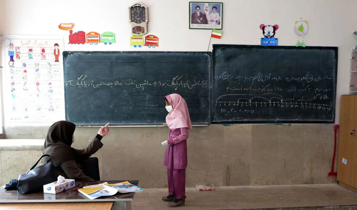 کدام دانش‌آموزان به مدرسه می‌روند؟