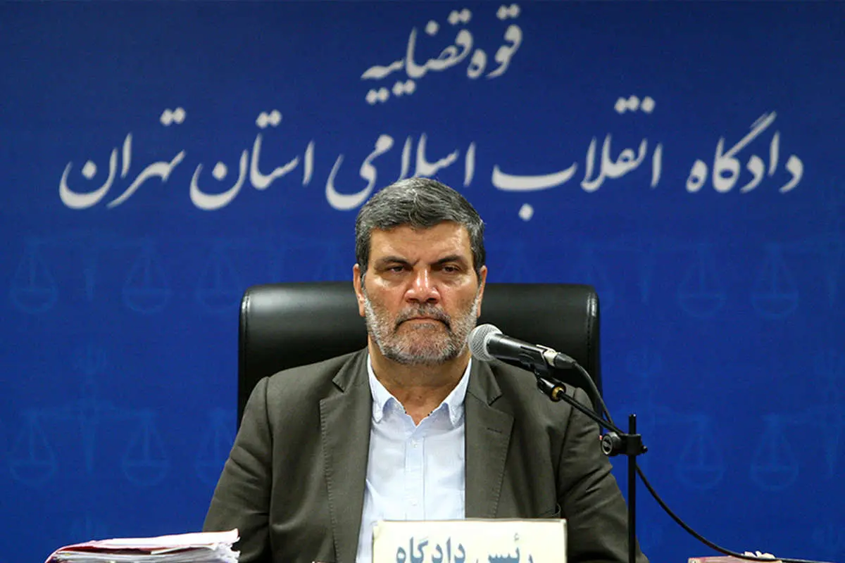 متهم شدن دو معاون سابق وزیر در پرونده ثبت سفارش خودرو