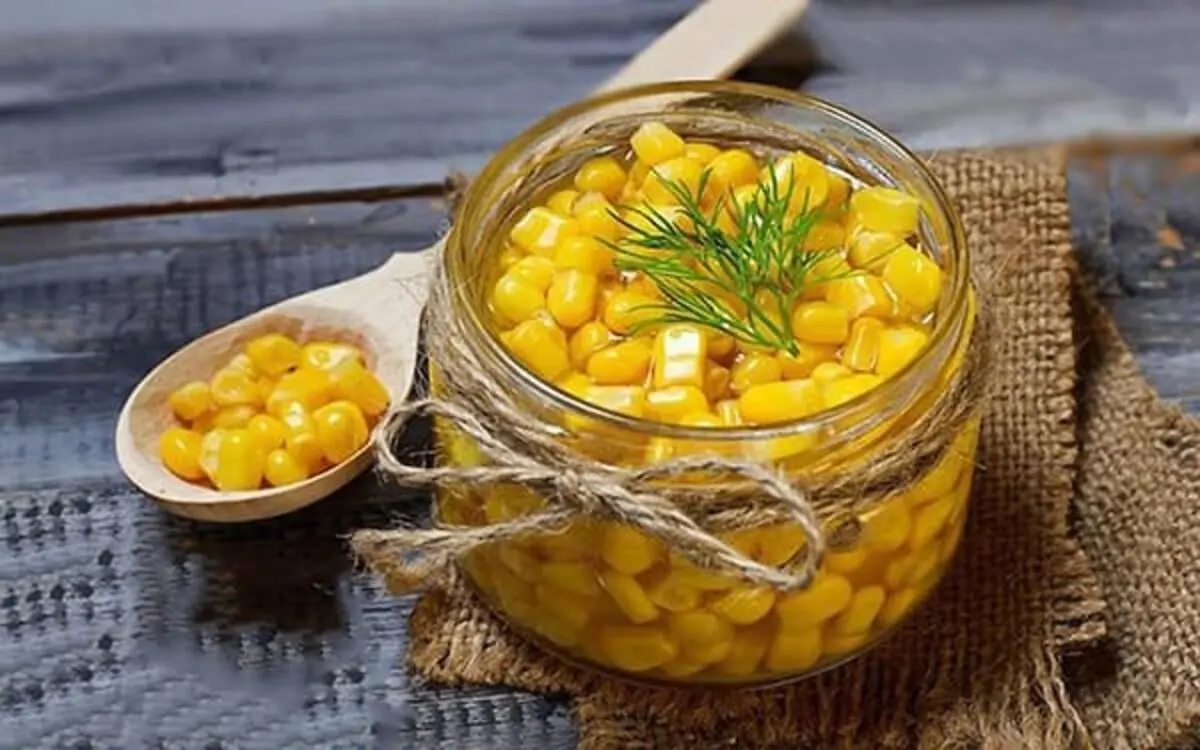 طرز تهیه کنسرو ذرت در منزل با روشی بسیار آسان