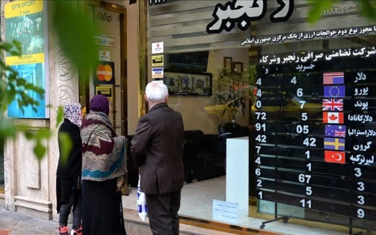 پیش بینی قیمت دلار؛ رکوردشکنی‌های دلار ادامه دارد؟