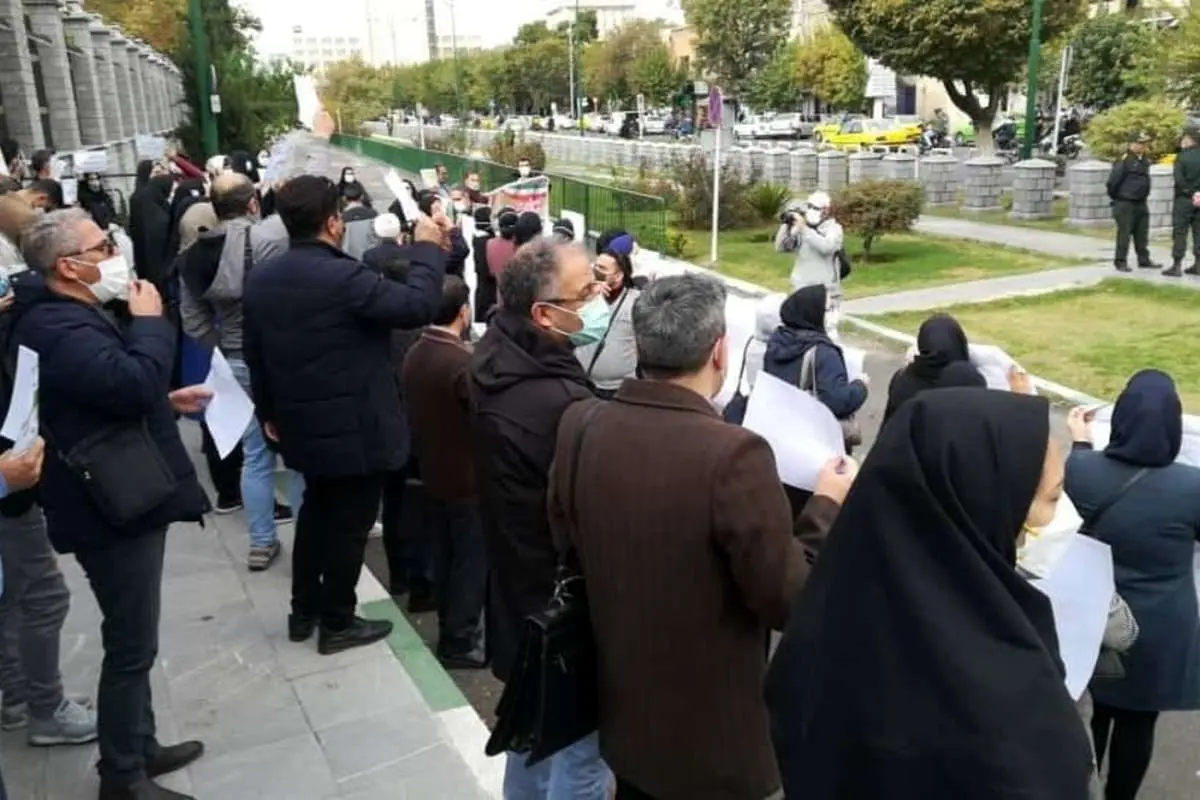 تجمع اعتراضی پرستاران تامین اجتماعی مقابل مجلس