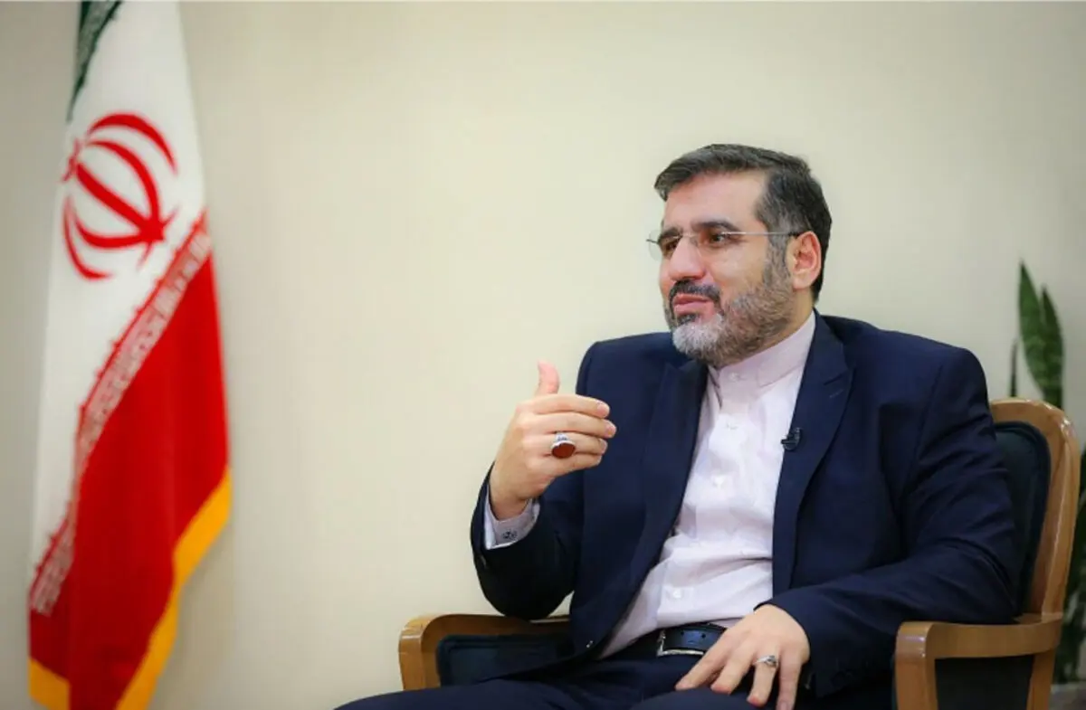 وزیر ارشاد عقب نشینی کرد