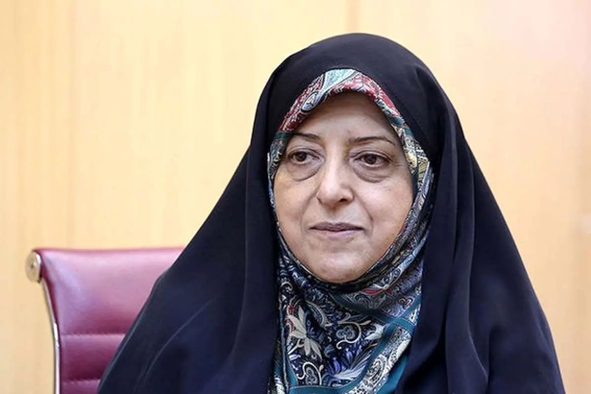 معصومه ابتکار: درخواست کردیم به زنان گواهینامه موتور بدهند