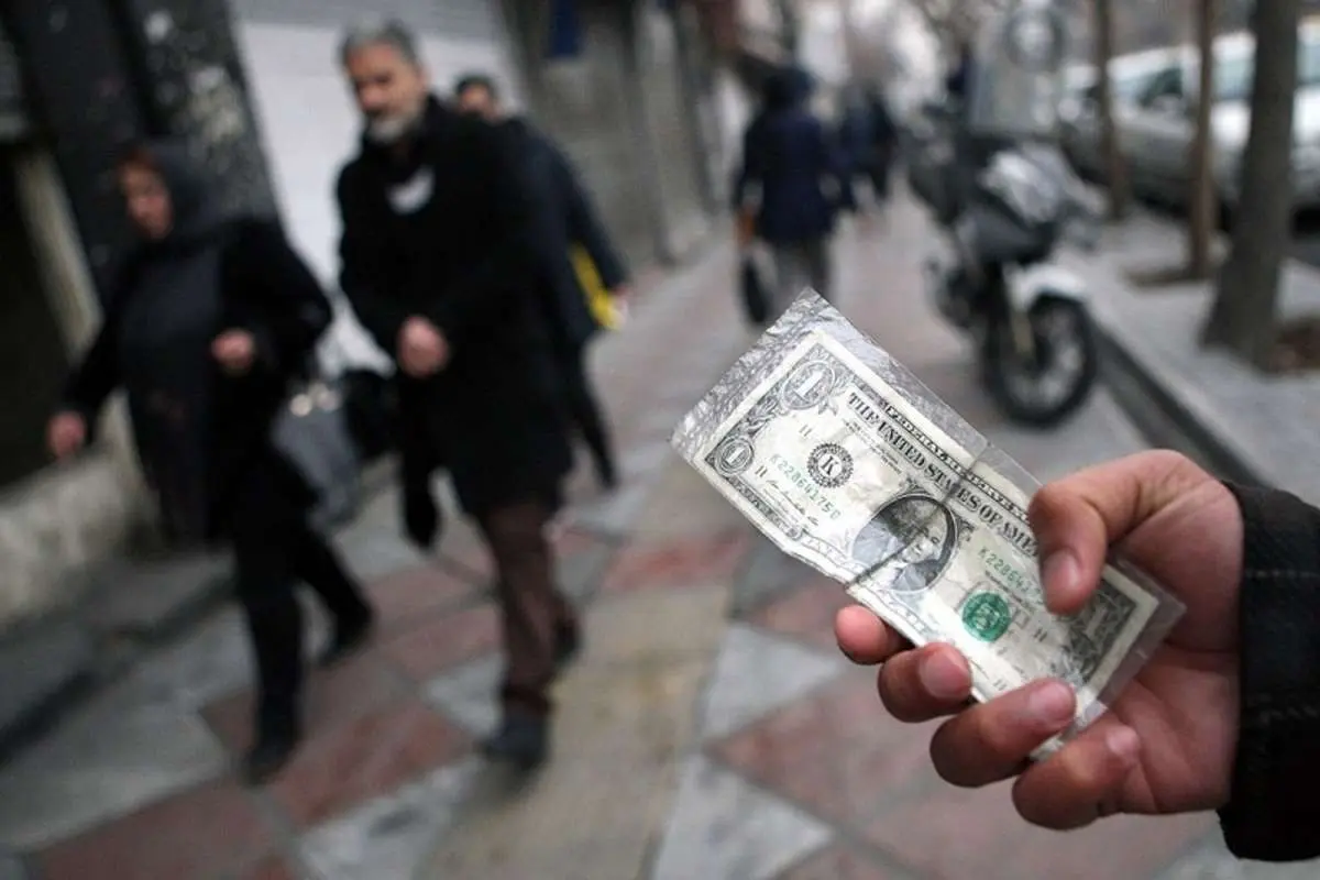 بیتابی دلار در شنبه شگفتانگیز بازار
