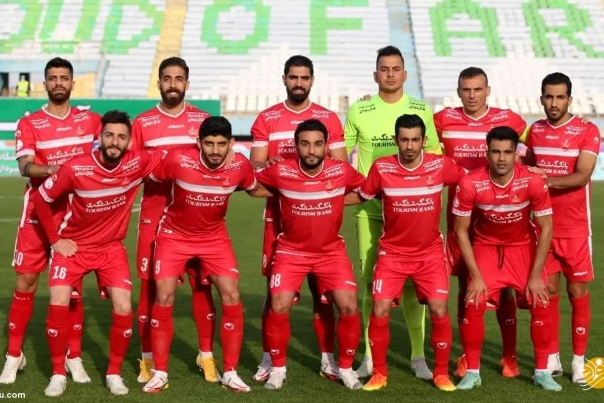 (عکس) ماجرای یک شیء عجیب در دروازه پرسپولیس