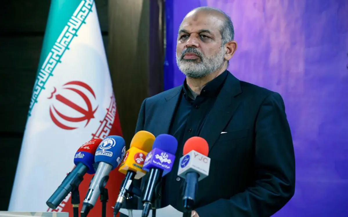وزیر کشور: محدودیت‌های کرونایی ادامه دارد