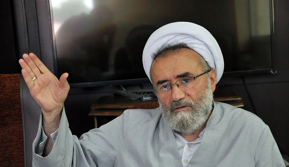 انتقاد تند روزنامه جمهوری اسلامی از فامیل سالاری