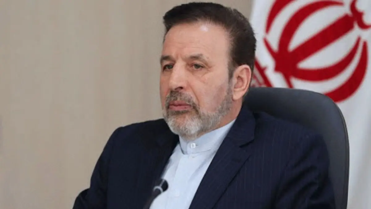 دفاع واعظی از عملکرد روحانی در ستاد کرونا