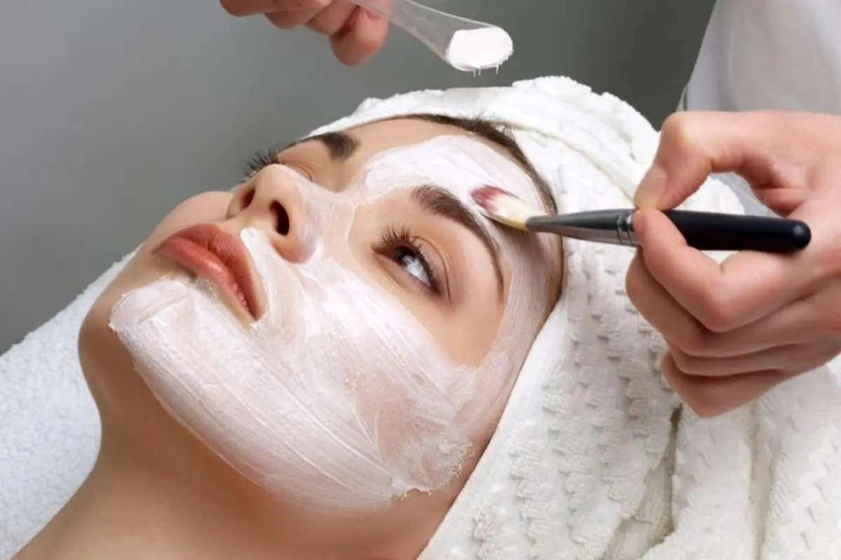 آنچه باید درباره لایه‌بردار‌های شیمیایی پوست بدانید