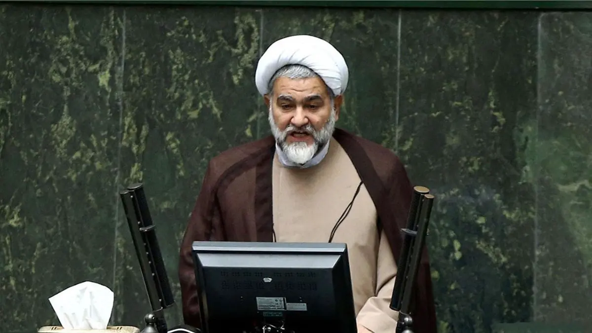 حمله تند روزنامه اصولگرا به نوروزی نماینده مجلس: بار اولت نیست
