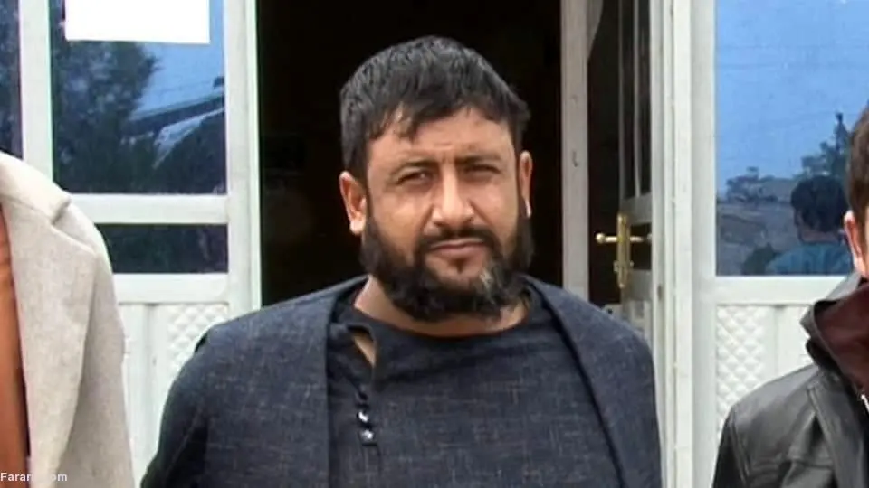 (عکس) بازداشت یک مرد به اتهام فروش ۱۳۰ زن شوهردار
