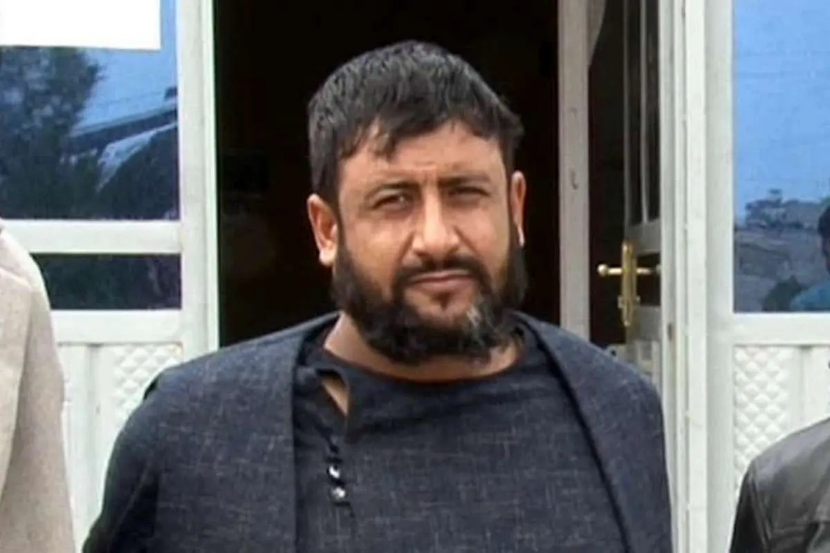 (عکس) بازداشت یک مرد به اتهام فروش ۱۳۰ زن شوهردار