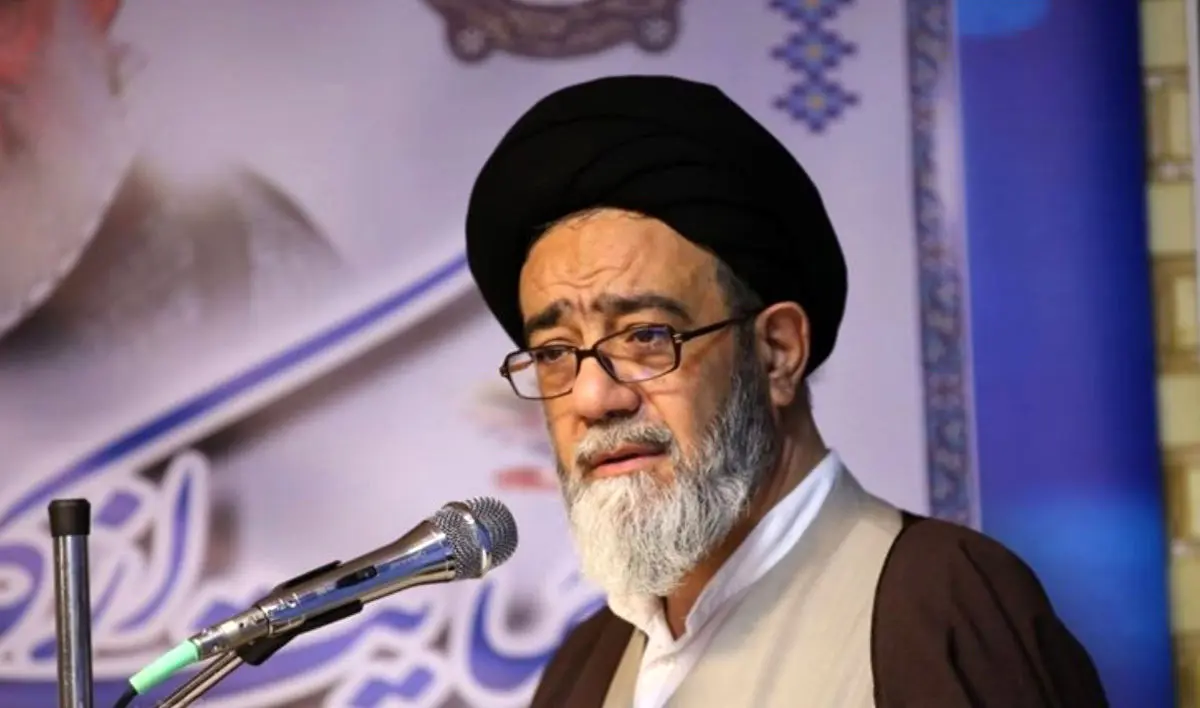 (تصویر) امام جمعه معروف در سینما