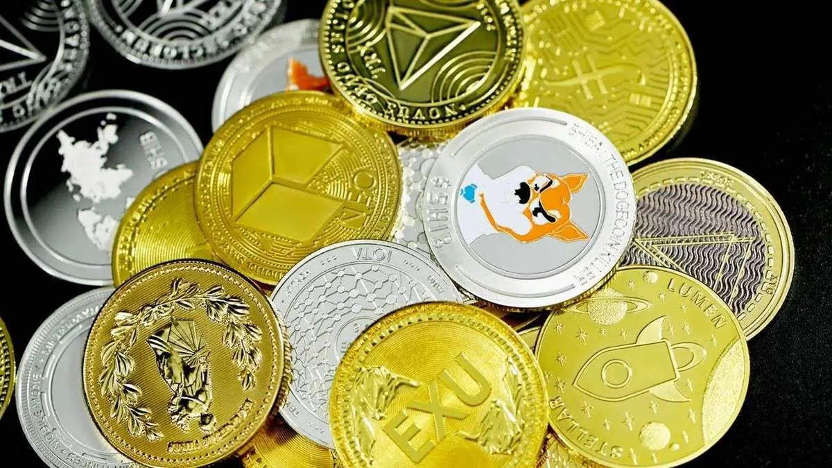قیمت ارز‌های دیجیتال ۲۹ آبان؛ رمز ارز‌ها بالا رفتند
