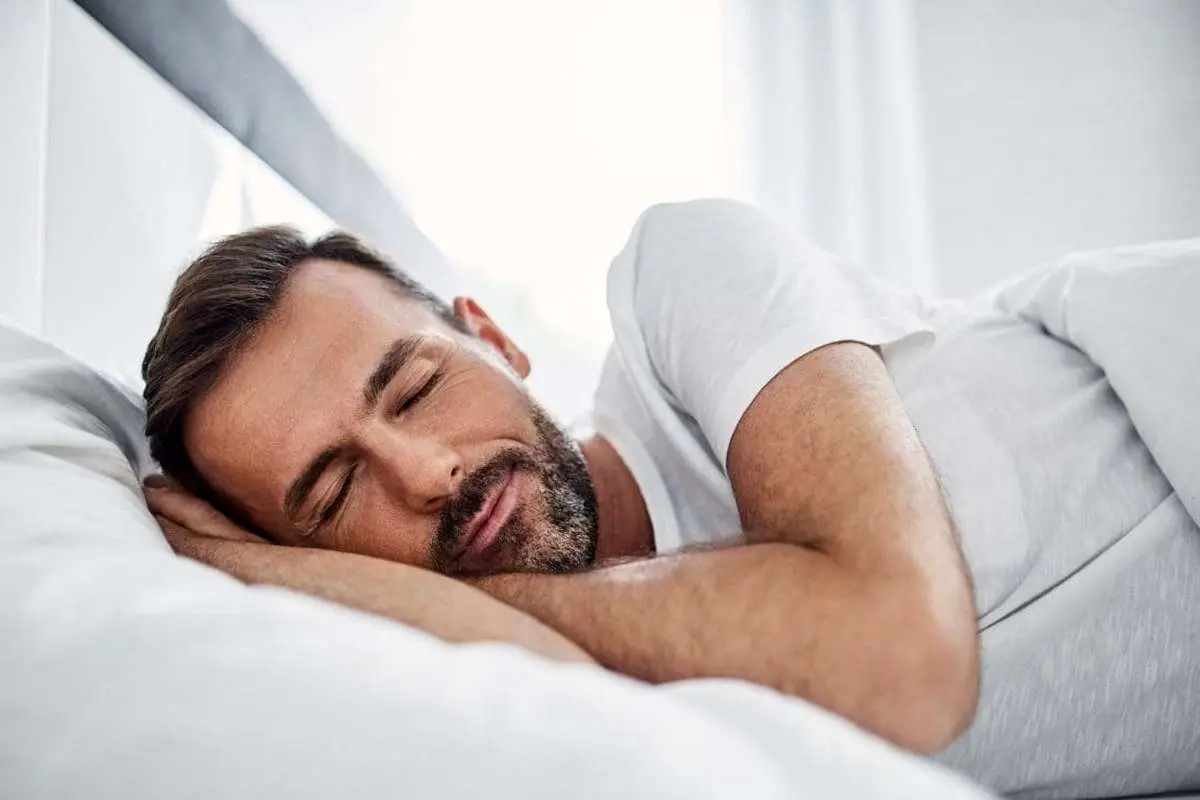 با چند تکنیک‌ کمتر از یک دقیقه به خواب بروید