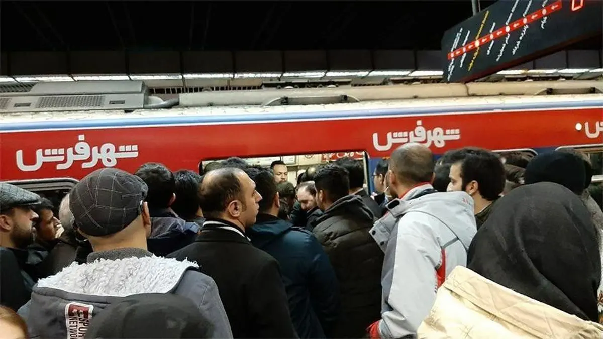 دلیل اختلال در تردد صبح امروز قطار‌های خط ۴ مترو