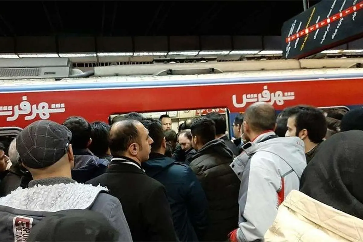 دلیل اختلال در تردد صبح امروز قطار‌های خط ۴ مترو